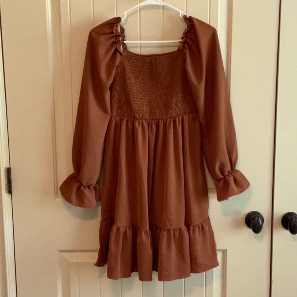 Women’s Shirred top long sleeve dress